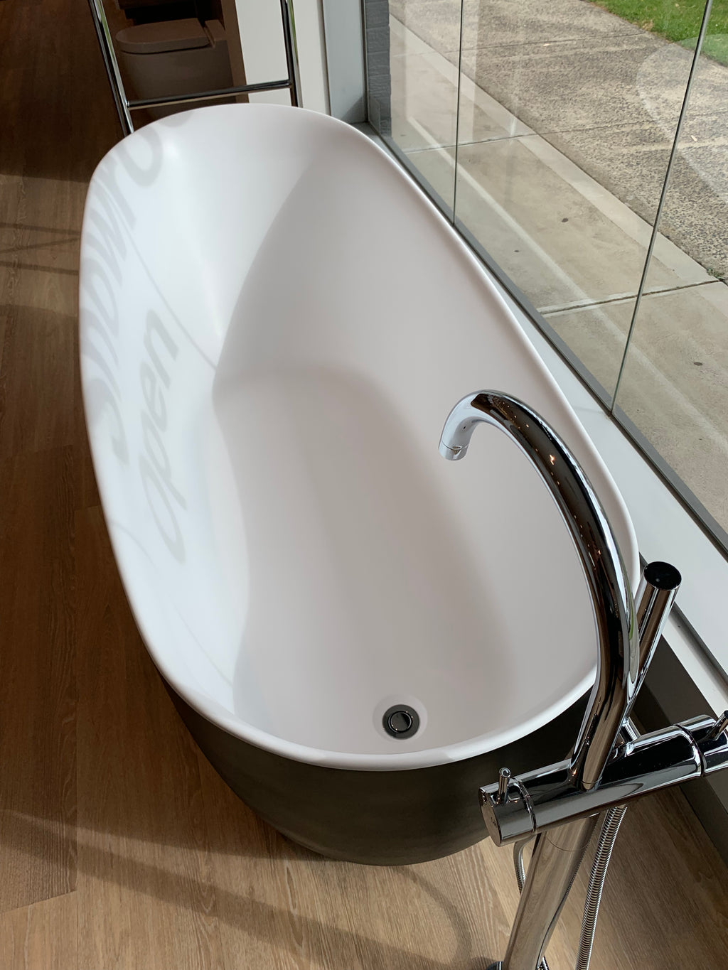 Bath Bend Pop Down® and Connector
