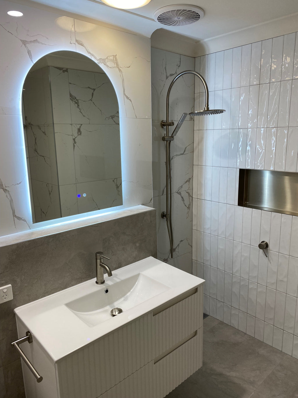 Anook® Shower Niche 600x400mm